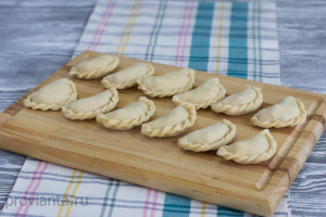 Вареники с творогом упаковка 450г