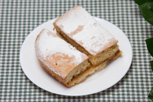 Бисквит 1 кусочек